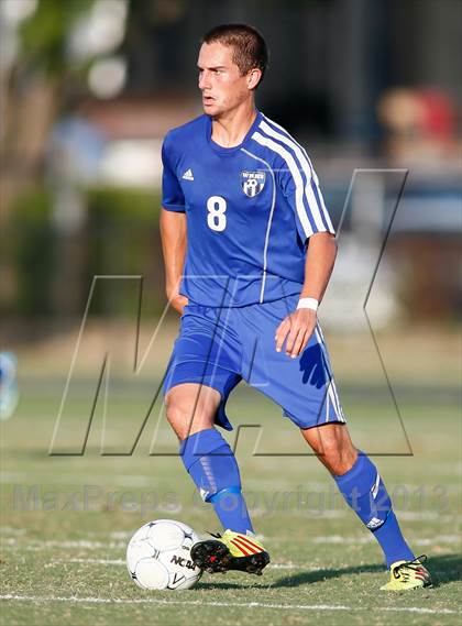 Thumbnail 3 in Eureka vs Washburn Rural (Gateway City Soccer Classic) photogallery.