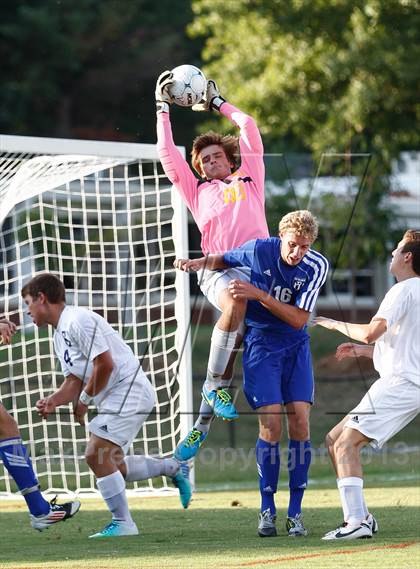 Thumbnail 3 in Eureka vs Washburn Rural (Gateway City Soccer Classic) photogallery.