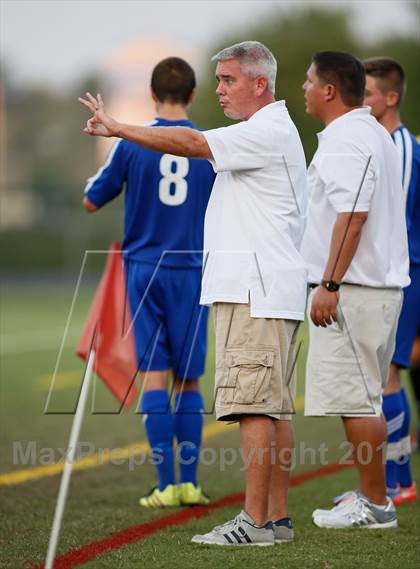 Thumbnail 3 in Eureka vs Washburn Rural (Gateway City Soccer Classic) photogallery.
