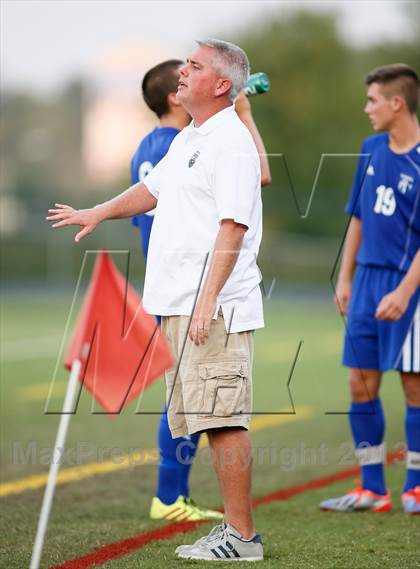 Thumbnail 2 in Eureka vs Washburn Rural (Gateway City Soccer Classic) photogallery.