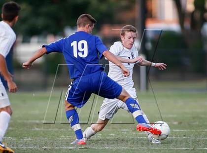 Thumbnail 3 in Eureka vs Washburn Rural (Gateway City Soccer Classic) photogallery.