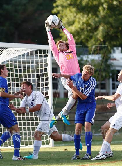 Thumbnail 2 in Eureka vs Washburn Rural (Gateway City Soccer Classic) photogallery.