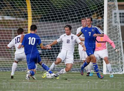 Thumbnail 1 in Eureka vs Washburn Rural (Gateway City Soccer Classic) photogallery.