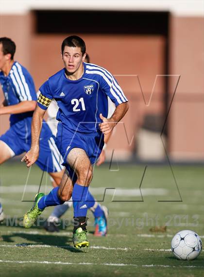 Thumbnail 2 in Eureka vs Washburn Rural (Gateway City Soccer Classic) photogallery.