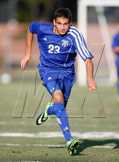 Thumbnail 1 in Eureka vs Washburn Rural (Gateway City Soccer Classic) photogallery.