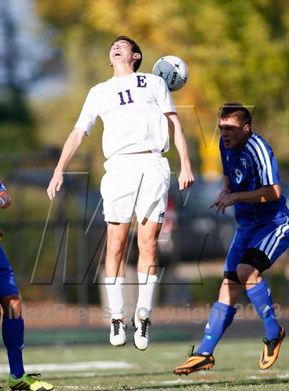 Thumbnail 2 in Eureka vs Washburn Rural (Gateway City Soccer Classic) photogallery.