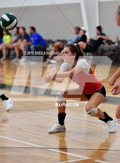 Thumbnail 3 in Indian Rocks Christian vs. St Petersburg Christian (Keswick Invitational) photogallery.