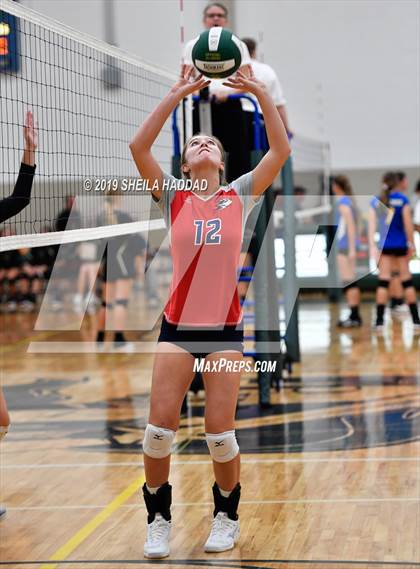 Thumbnail 2 in Indian Rocks Christian vs. St Petersburg Christian (Keswick Invitational) photogallery.
