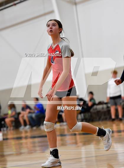 Thumbnail 3 in Indian Rocks Christian vs. St Petersburg Christian (Keswick Invitational) photogallery.