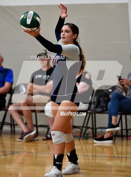 Thumbnail 3 in Indian Rocks Christian vs. St Petersburg Christian (Keswick Invitational) photogallery.