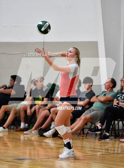 Thumbnail 1 in Indian Rocks Christian vs. St Petersburg Christian (Keswick Invitational) photogallery.