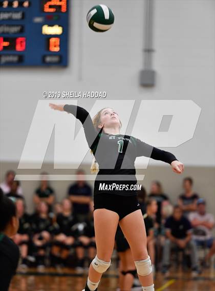 Thumbnail 2 in Indian Rocks Christian vs. St Petersburg Christian (Keswick Invitational) photogallery.
