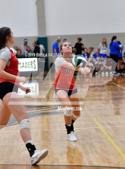 Thumbnail 1 in Indian Rocks Christian vs. St Petersburg Christian (Keswick Invitational) photogallery.