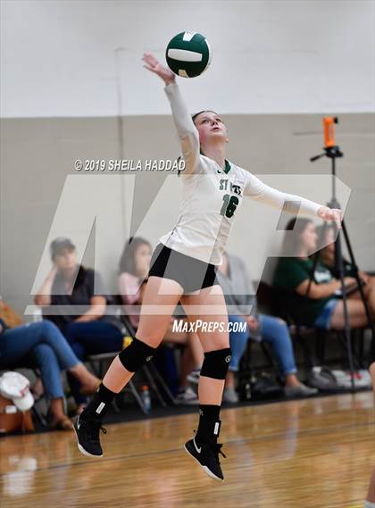 Thumbnail 3 in Indian Rocks Christian vs. St Petersburg Christian (Keswick Invitational) photogallery.