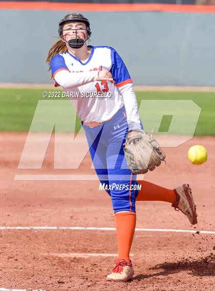 Thumbnail 2 in Westwood vs. Gila Ridge (Dobson/Westwood Invitational) photogallery.
