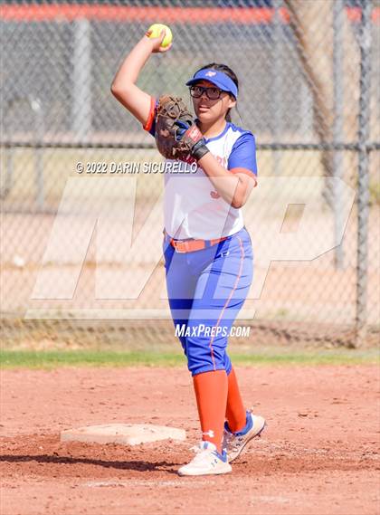 Thumbnail 1 in Westwood vs. Gila Ridge (Dobson/Westwood Invitational) photogallery.
