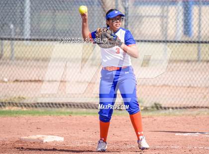 Thumbnail 2 in Westwood vs. Gila Ridge (Dobson/Westwood Invitational) photogallery.