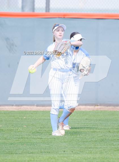 Thumbnail 1 in Westwood vs. Gila Ridge (Dobson/Westwood Invitational) photogallery.