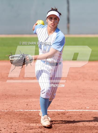 Thumbnail 2 in Westwood vs. Gila Ridge (Dobson/Westwood Invitational) photogallery.