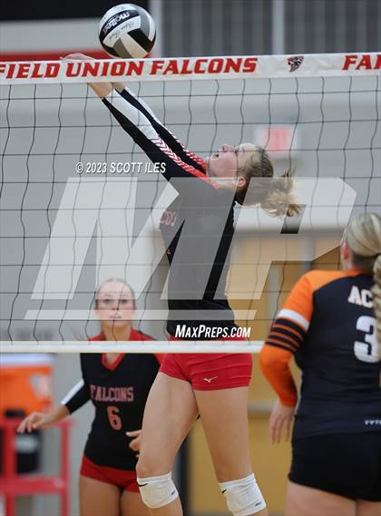 Thumbnail 3 in Amanda-Clearcreek @ Fairfield Union photogallery.
