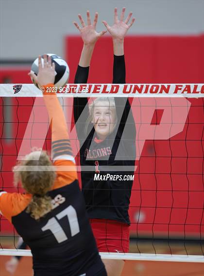 Thumbnail 2 in Amanda-Clearcreek @ Fairfield Union photogallery.