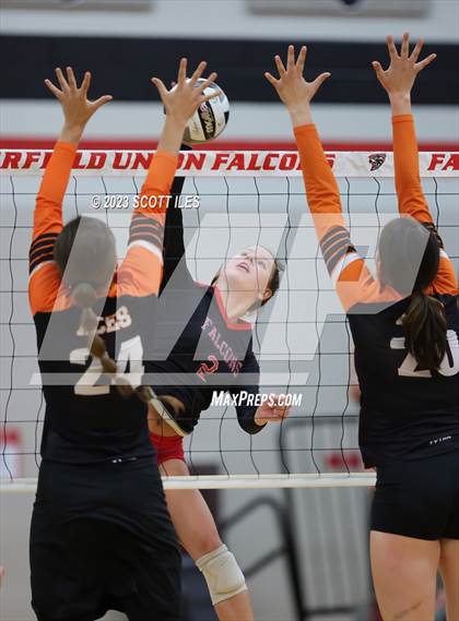 Thumbnail 1 in Amanda-Clearcreek @ Fairfield Union photogallery.