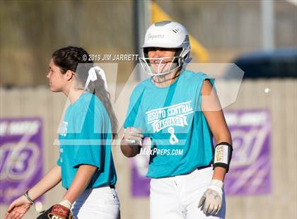 Thumbnail 2 in Lewisburg @ DeSoto Central photogallery.
