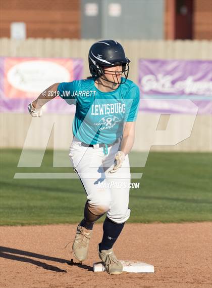 Thumbnail 3 in Lewisburg @ DeSoto Central photogallery.