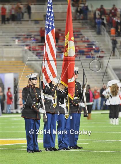 Thumbnail 3 in Midway vs. Lee (UIL 6A  Bi-District Playoff) photogallery.