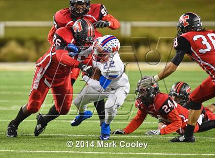 Thumbnail 3 in Midway vs. Lee (UIL 6A  Bi-District Playoff) photogallery.