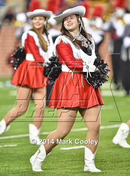 Thumbnail 2 in Midway vs. Lee (UIL 6A  Bi-District Playoff) photogallery.
