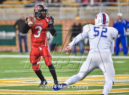 Thumbnail 1 in Midway vs. Lee (UIL 6A  Bi-District Playoff) photogallery.