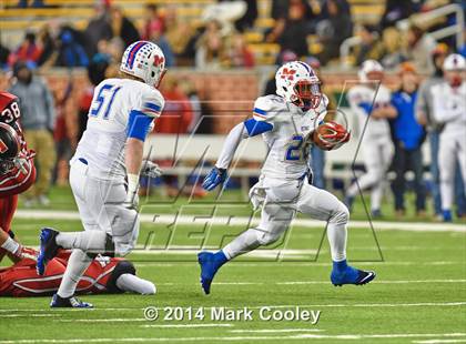 Thumbnail 1 in Midway vs. Lee (UIL 6A  Bi-District Playoff) photogallery.