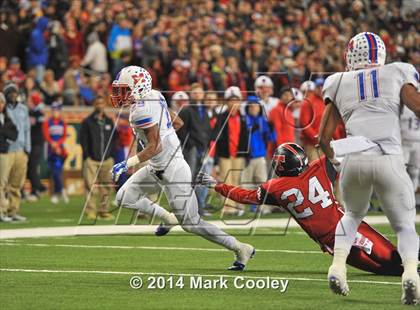 Thumbnail 1 in Midway vs. Lee (UIL 6A  Bi-District Playoff) photogallery.
