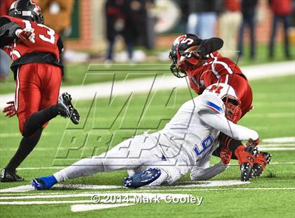 Thumbnail 2 in Midway vs. Lee (UIL 6A  Bi-District Playoff) photogallery.