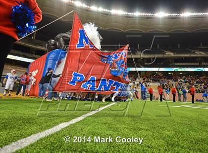 Thumbnail 3 in Midway vs. Lee (UIL 6A  Bi-District Playoff) photogallery.