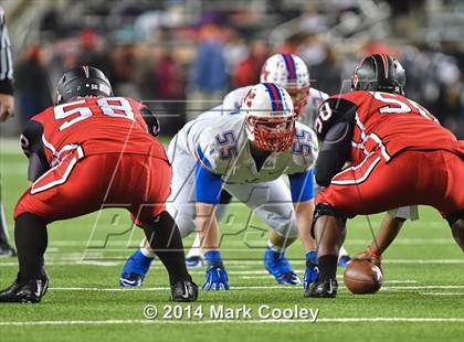 Thumbnail 1 in Midway vs. Lee (UIL 6A  Bi-District Playoff) photogallery.