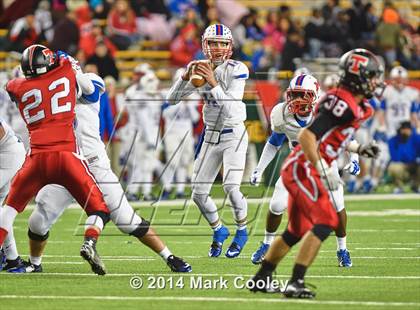 Thumbnail 2 in Midway vs. Lee (UIL 6A  Bi-District Playoff) photogallery.