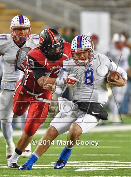 Thumbnail 2 in Midway vs. Lee (UIL 6A  Bi-District Playoff) photogallery.