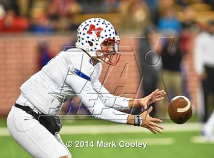 Thumbnail 2 in Midway vs. Lee (UIL 6A  Bi-District Playoff) photogallery.