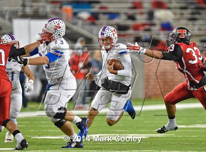 Thumbnail 3 in Midway vs. Lee (UIL 6A  Bi-District Playoff) photogallery.