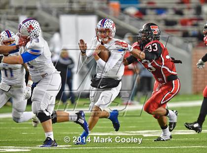 Thumbnail 2 in Midway vs. Lee (UIL 6A  Bi-District Playoff) photogallery.