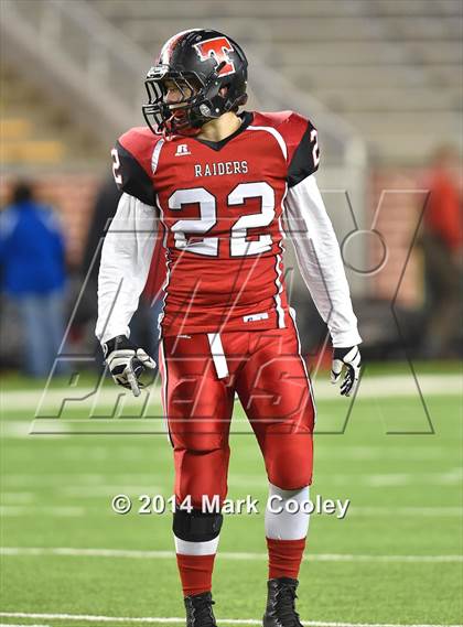 Thumbnail 2 in Midway vs. Lee (UIL 6A  Bi-District Playoff) photogallery.