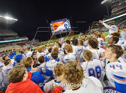 Thumbnail 2 in Midway vs. Lee (UIL 6A  Bi-District Playoff) photogallery.