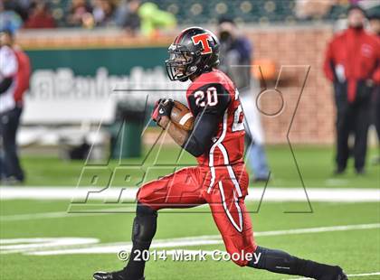 Thumbnail 2 in Midway vs. Lee (UIL 6A  Bi-District Playoff) photogallery.