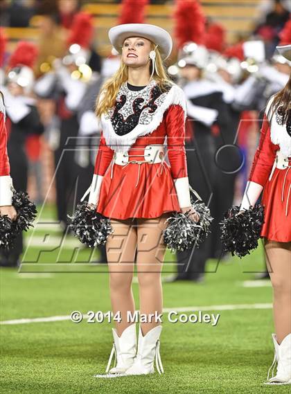 Thumbnail 2 in Midway vs. Lee (UIL 6A  Bi-District Playoff) photogallery.