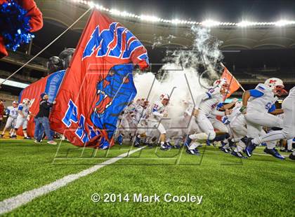 Thumbnail 1 in Midway vs. Lee (UIL 6A  Bi-District Playoff) photogallery.