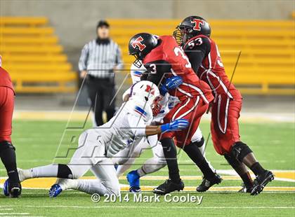Thumbnail 2 in Midway vs. Lee (UIL 6A  Bi-District Playoff) photogallery.