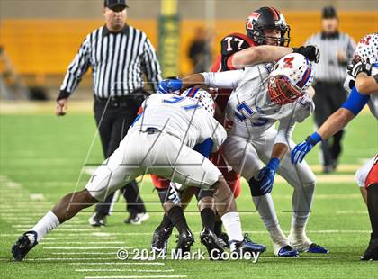 Thumbnail 2 in Midway vs. Lee (UIL 6A  Bi-District Playoff) photogallery.