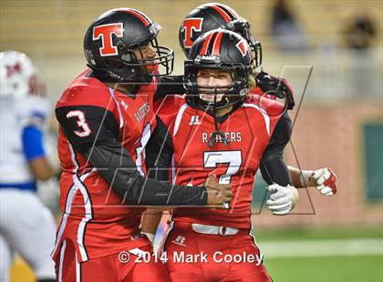Thumbnail 1 in Midway vs. Lee (UIL 6A  Bi-District Playoff) photogallery.